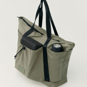 Sac Away Walnut BORN Living Yoga – Sac lifestyle élégant et polyvalent
